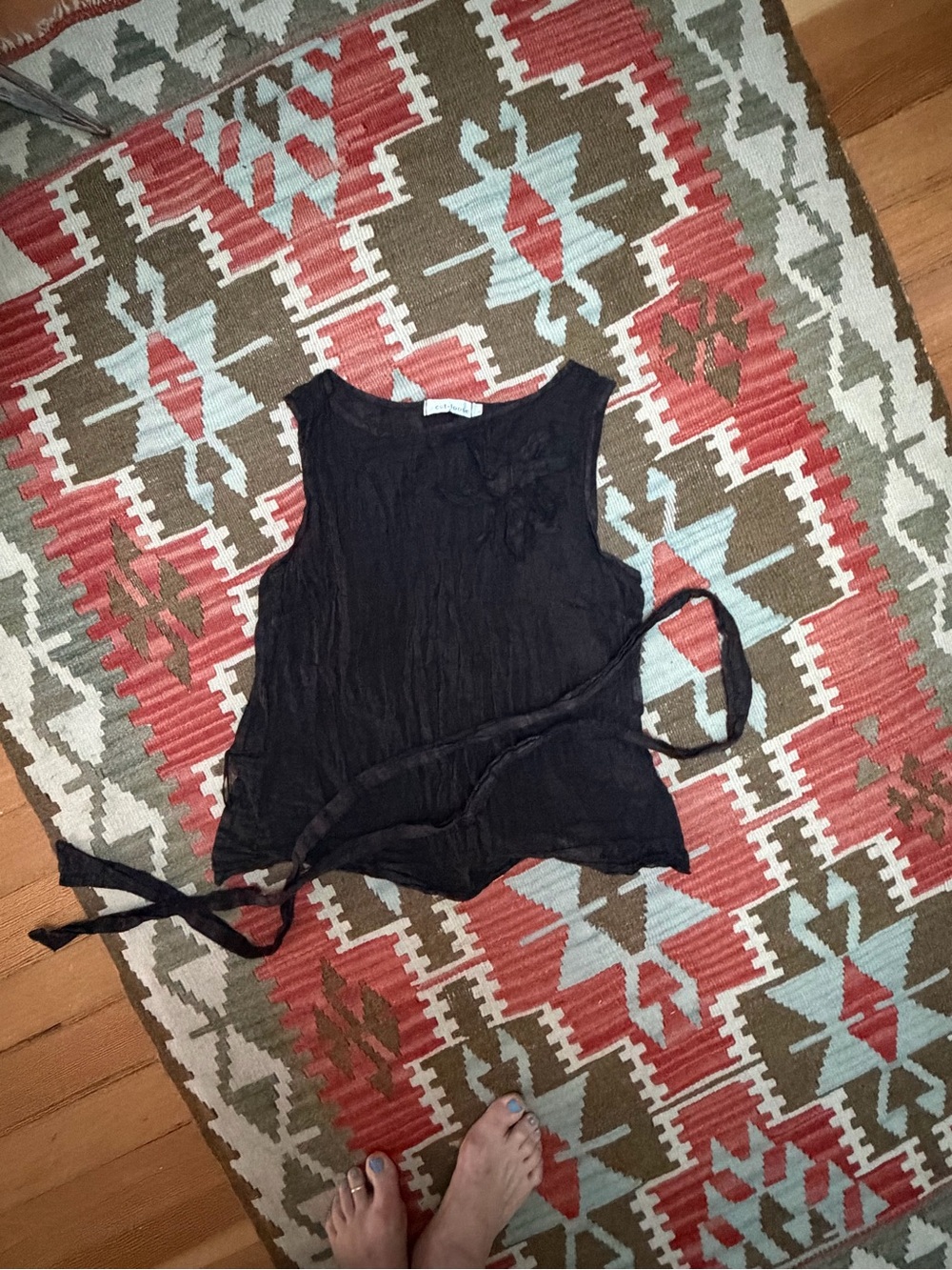 Cut Loose Black Sleeveless Women's Top - linen/nylon blend, so chic! Side L